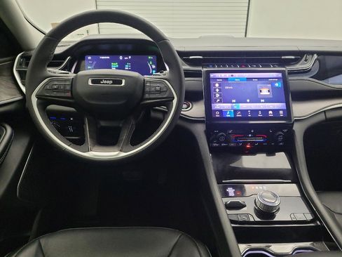 Used 2022 Jeep Grand Cherokee Limited 4xe image 22