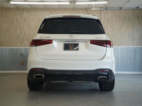 Used 2022 Mercedes-Benz GLS 580 4MATIC image 8