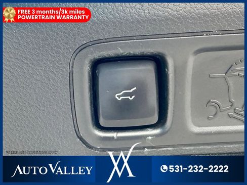 Used 2019 Ford Expedition Limited w/ Equipment Group 302A AWD/4WD image 45