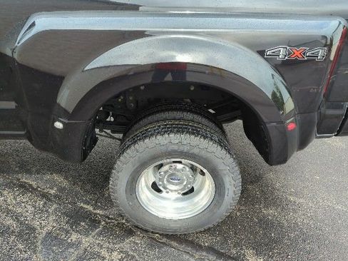 Used 2021 Ford F350 Platinum image 33