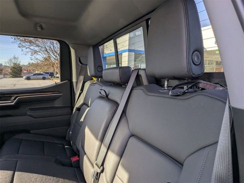 Used 2025 Chevrolet Silverado 1500 LTZ image 26