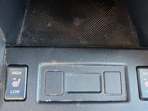 Used 2016 Subaru Forester 2.5i Premium w/ All-Weather Package image 18