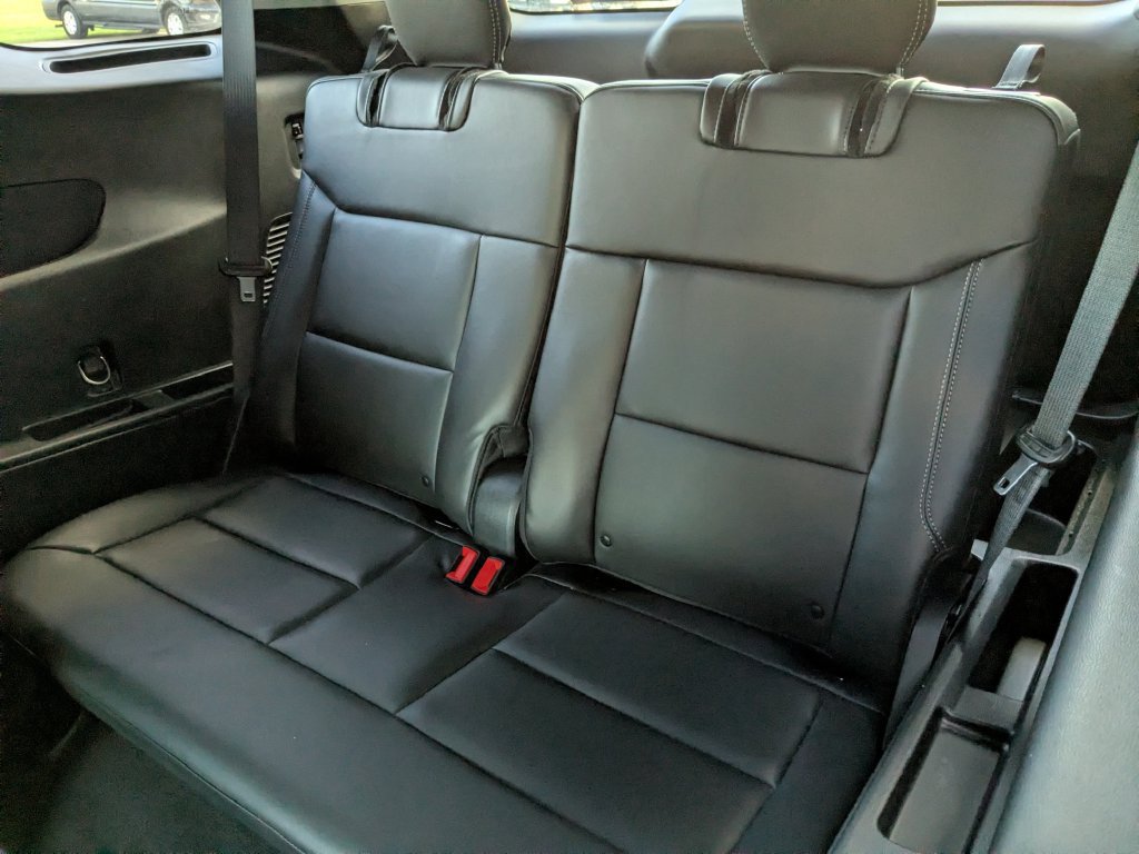 Used 2023 Ford Explorer XLT w/ Equipment Group 202A AWD/4WD image 29