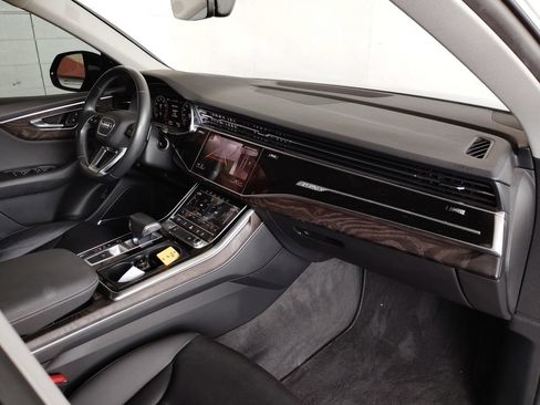 Used 2019 Audi Q8 Premium Plus w/ Premium Plus AWD/4WD image 13