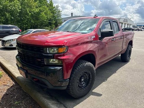 Used 2019 Chevrolet Silverado 1500 Custom Trail Boss w/ Custom Convenience Package AWD/4WD image 10
