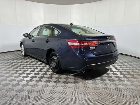Used 2015 Toyota Avalon Limited FWD image 6