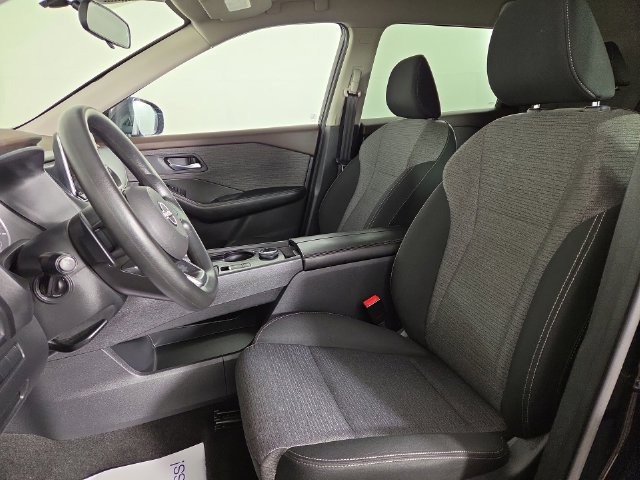 Used 2022 Nissan Rogue SV AWD/4WD image 13
