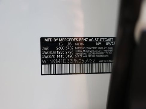 Used 2023 Mercedes-Benz EQB 350 4MATIC SUV w/ Exclusive Package image 39