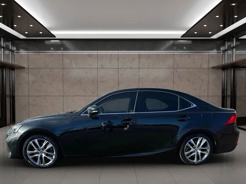 Used 2019 Lexus IS 300 w/ Accessory Package 2 image 3
