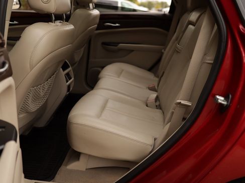 Used 2016 Cadillac SRX Luxury w/ Driver Awareness Package image 26