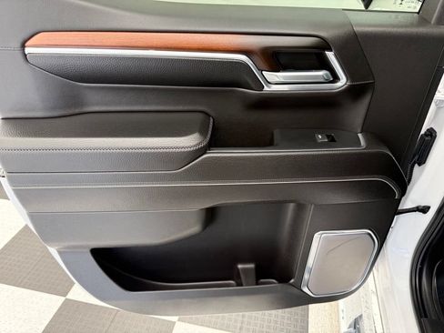 Used 2024 GMC Sierra 1500 Denali AWD/4WD image 22