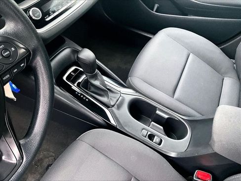 Used 2024 Toyota Corolla LE FWD image 20