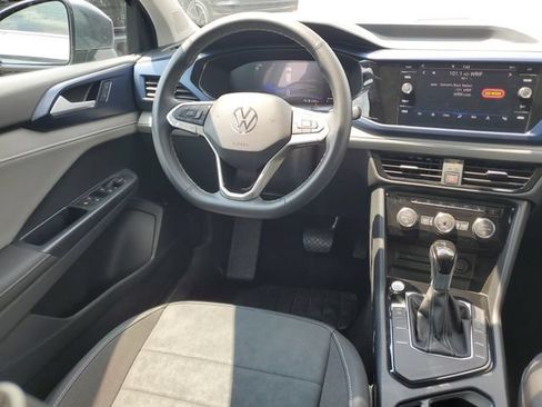 Used 2024 Volkswagen Taos SE FWD image 24