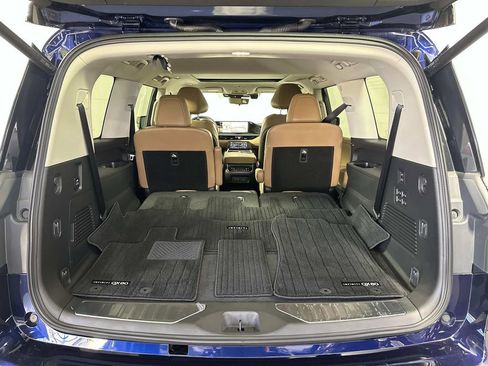 New 2025 INFINITI QX80 Sensory image 20