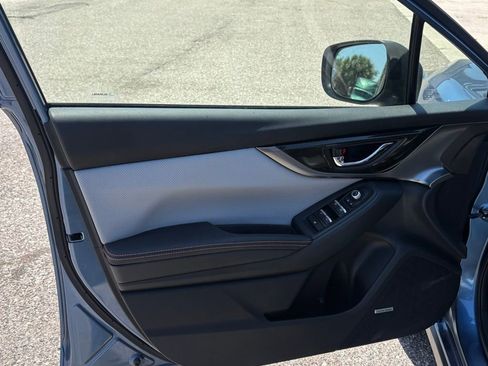 Used 2018 Subaru Crosstrek 2.0i Limited image 10