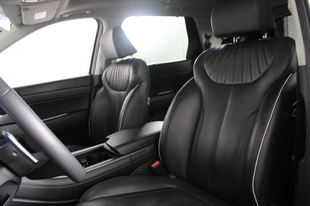 Certified 2024 Hyundai Palisade Limited FWD image 19