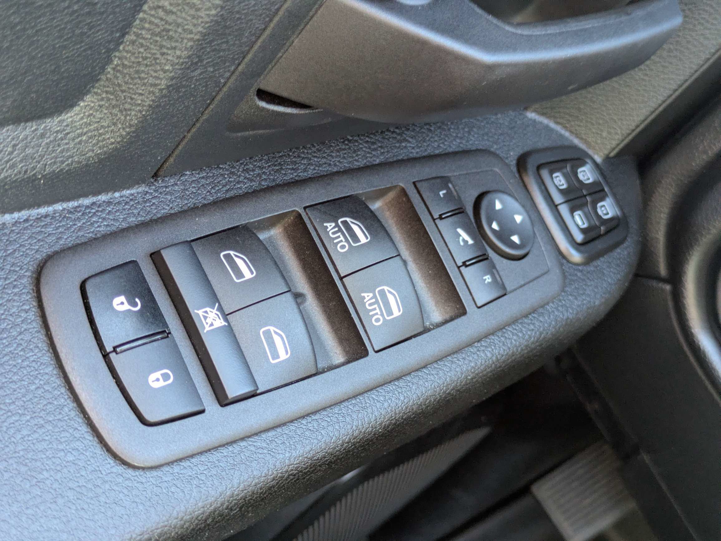 Used 2024 RAM 2500 Tradesman w/ Chrome Appearance Group AWD/4WD image 20