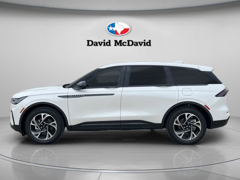 New 2026 Lincoln Nautilus Premier w/ Equipment Group 102A AWD/4WD image 4