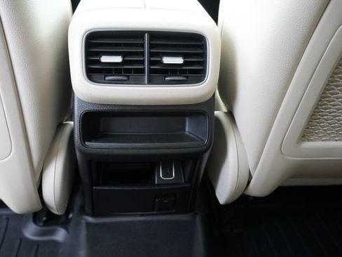 Used 2021 Mercedes-Benz GLE 350 image 18