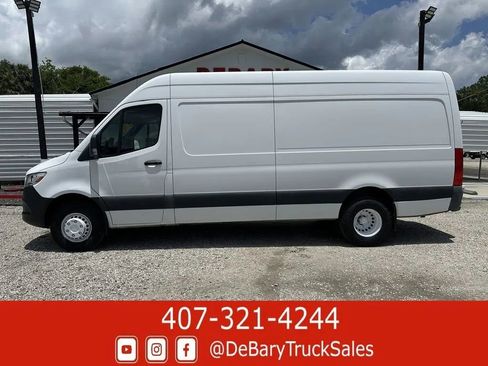 Used 2019 Freightliner Sprinter 170 image 4