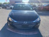 Used 2020 Hyundai Elantra SEL image 2