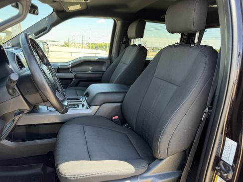 Used 2019 Ford F150 XLT w/ Equipment Group 302A Luxury AWD/4WD image 23