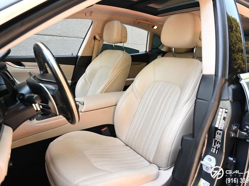 Used 2017 Maserati Levante S image 23