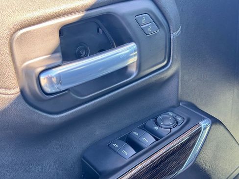 Used 2021 GMC Sierra 1500 SLE w/ Preferred Package image 34