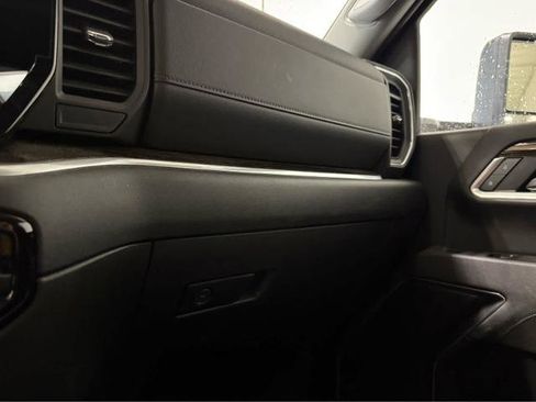 Used 2025 GMC Sierra 3500 SLE AWD/4WD image 19