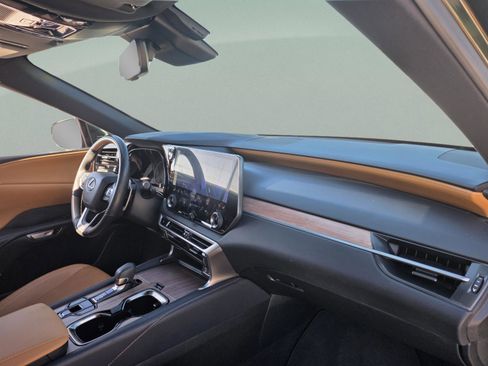 Used 2023 Lexus RX 350 Premium Plus w/ Cold Area Package image 15