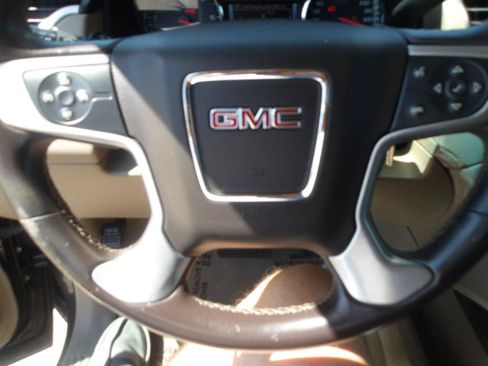 Used 2017 GMC Yukon SLE w/ SLE Value Package RWD image 20
