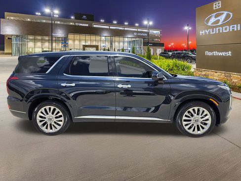 Used 2020 Hyundai Palisade Limited FWD image 6