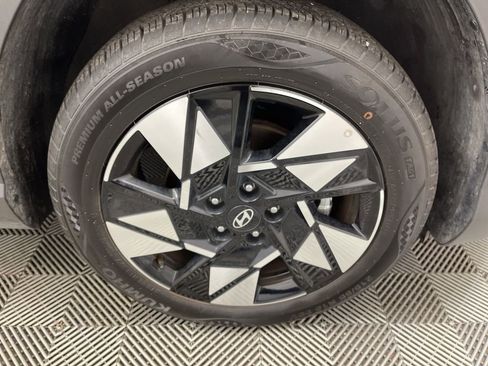 Used 2025 Hyundai Kona SEL image 36