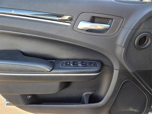 Used 2021 Chrysler 300 S image 16