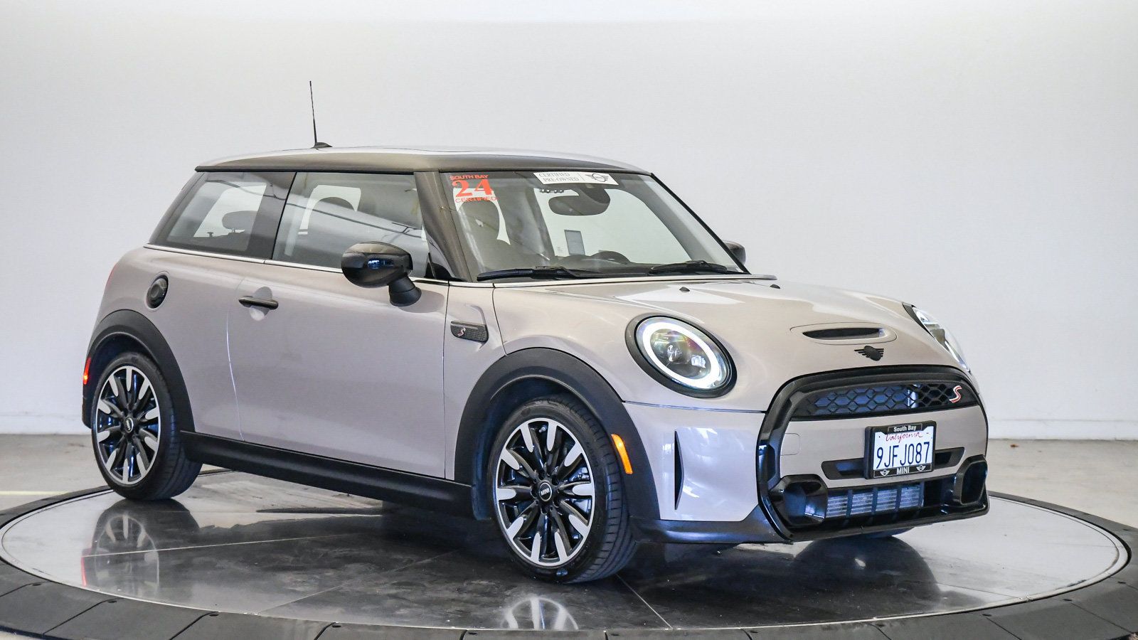 Used 2024 MINI Cooper S FWD image 6
