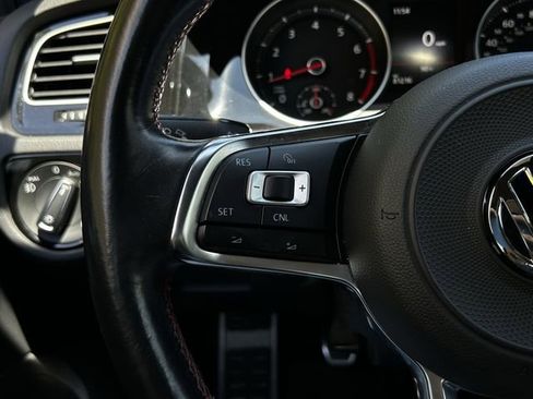 Used 2018 Volkswagen GTI S FWD image 14