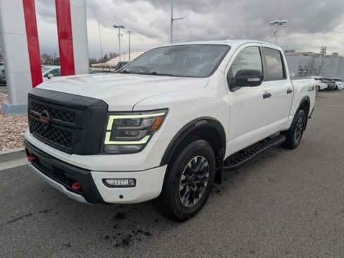 Used 2021 Nissan Titan PRO-4X w/ Pro-4x Convenience Package image 2