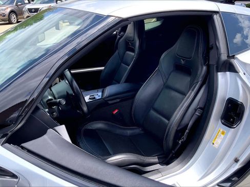 Used 2016 Chevrolet Corvette Z06 w/ 2LZ Preferred Equipment Group RWD image 7