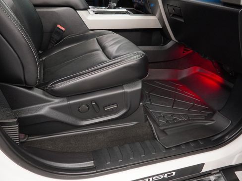 Used 2019 Ford F150 Lariat w/ Trailer Tow Package image 50