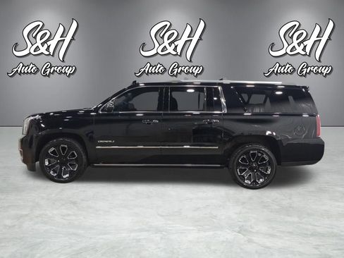 Used 2019 GMC Yukon XL Denali w/ Denali Ultimate Package AWD/4WD image 23