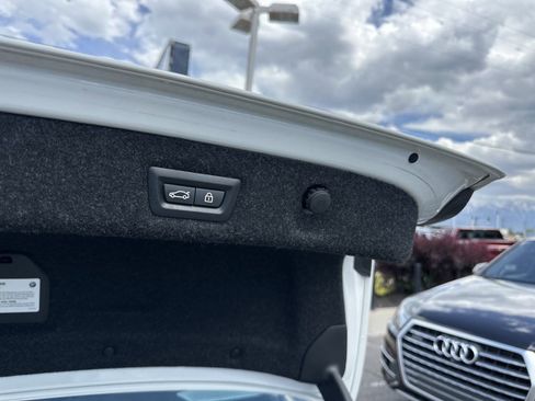 Used 2020 BMW M5 w/ Executive Package image 22