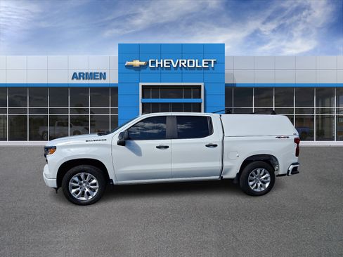 Certified 2022 Chevrolet Silverado 1500 Custom w/ LPO, Dark Essentials Package AWD/4WD image 8