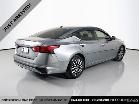 Certified 2023 Nissan Altima 2.5 SV image 5