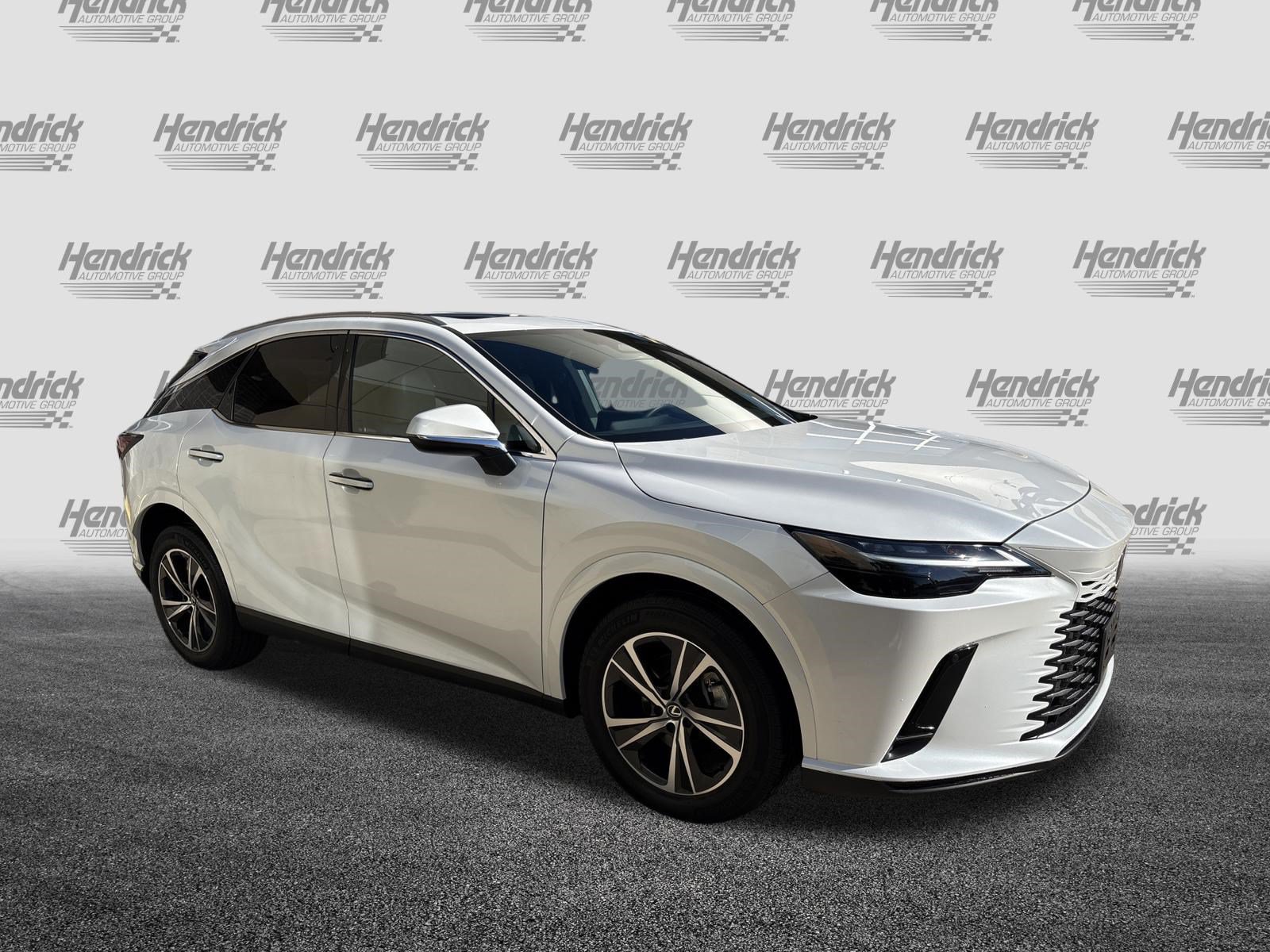 Used 2023 Lexus RX 350 Premium w/ Accessory Package AWD/4WD image 2