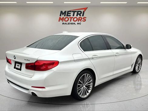 Used 2019 BMW 530i 530i Sedan 4D w/ Convenience Package image 10
