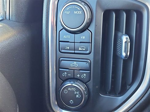 Certified 2022 Chevrolet Silverado 1500 LT image 16