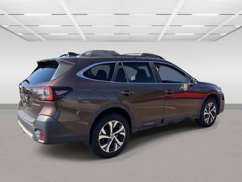 Used 2020 Subaru Outback Limited w/ Popular Package #2 AWD/4WD image 5