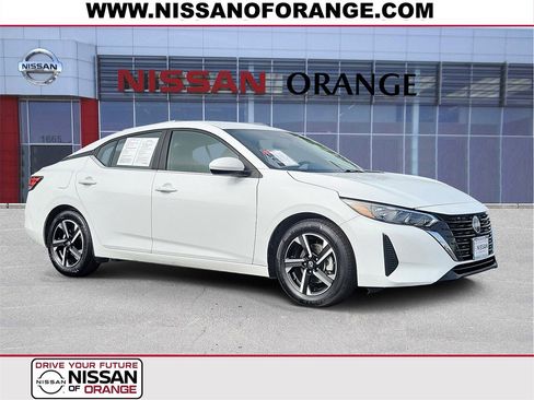 Used 2024 Nissan Sentra SV image 1