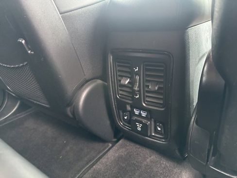 Used 2018 Dodge Durango GT w/ Blacktop Package image 19