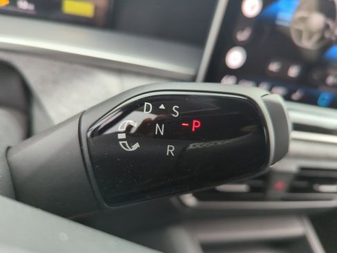 New 2026 Volkswagen Tiguan S image 12